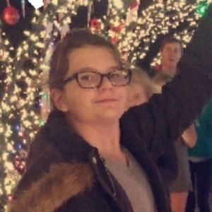 Meet your Posher, Lavi